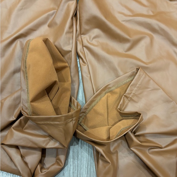 AERIE Offline Real Luxe Faux Leather Wide Leg Pants Brown Women’s Size S Long - Picture 14 of 14